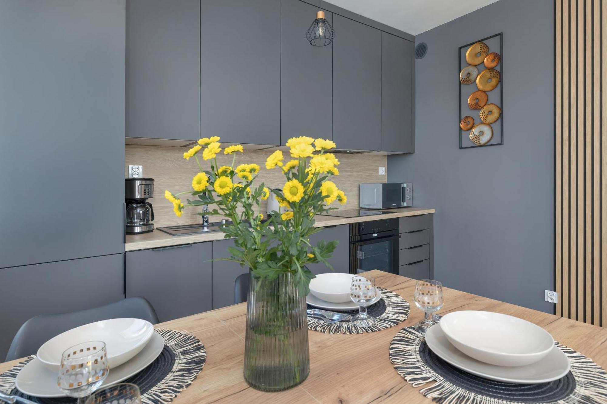 Nadmorski Apartament Z Parkingiem W Ustroniu Morskim By Noclegi Renters 尤斯托尼莫斯基 外观 照片